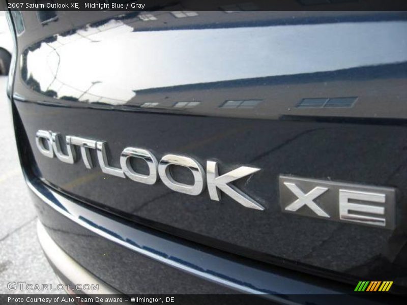 Midnight Blue / Gray 2007 Saturn Outlook XE
