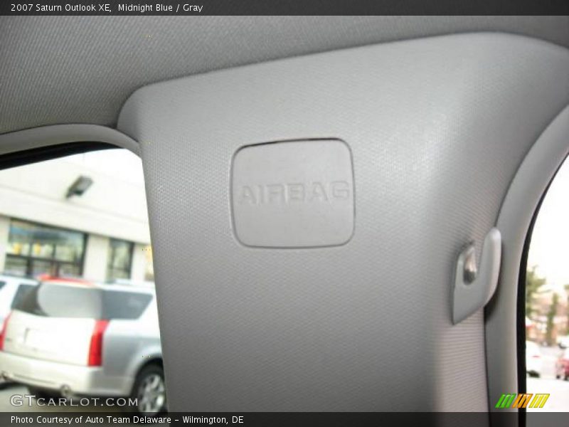 Midnight Blue / Gray 2007 Saturn Outlook XE