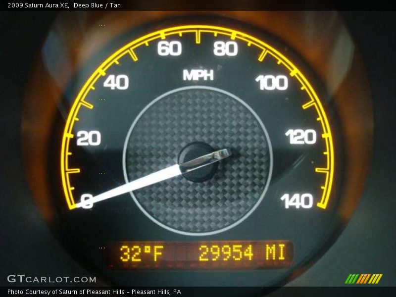 Deep Blue / Tan 2009 Saturn Aura XE