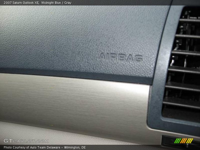 Midnight Blue / Gray 2007 Saturn Outlook XE