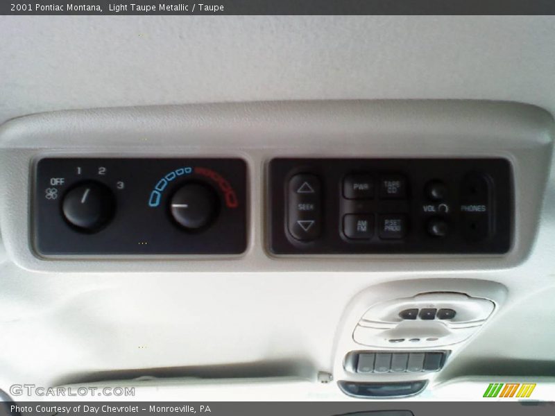 Light Taupe Metallic / Taupe 2001 Pontiac Montana