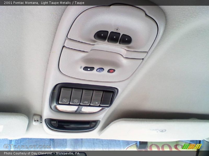 Light Taupe Metallic / Taupe 2001 Pontiac Montana