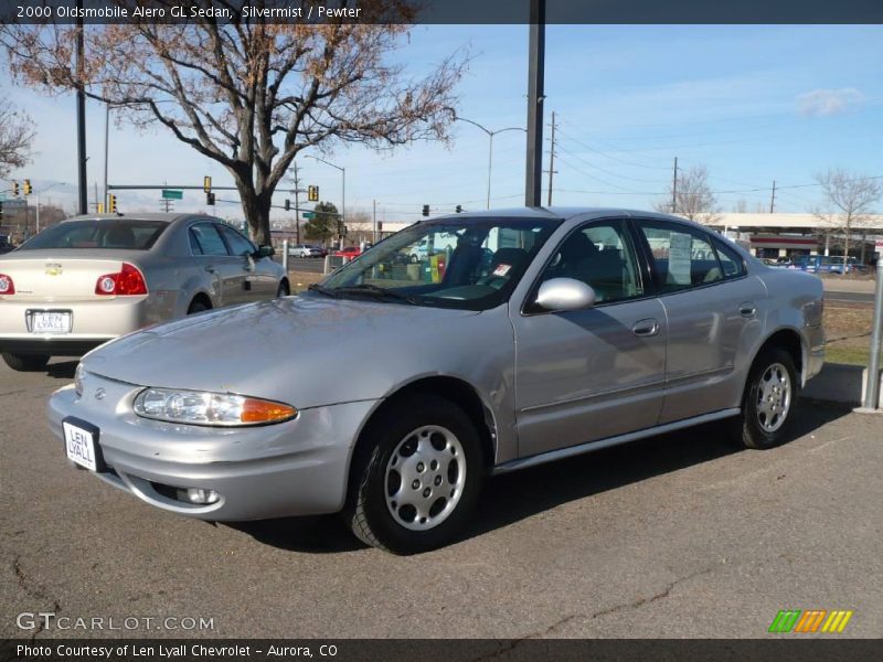 Silvermist / Pewter 2000 Oldsmobile Alero GL Sedan