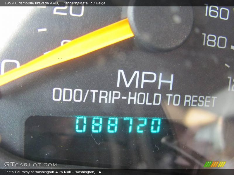 Cranberry Metallic / Beige 1999 Oldsmobile Bravada AWD