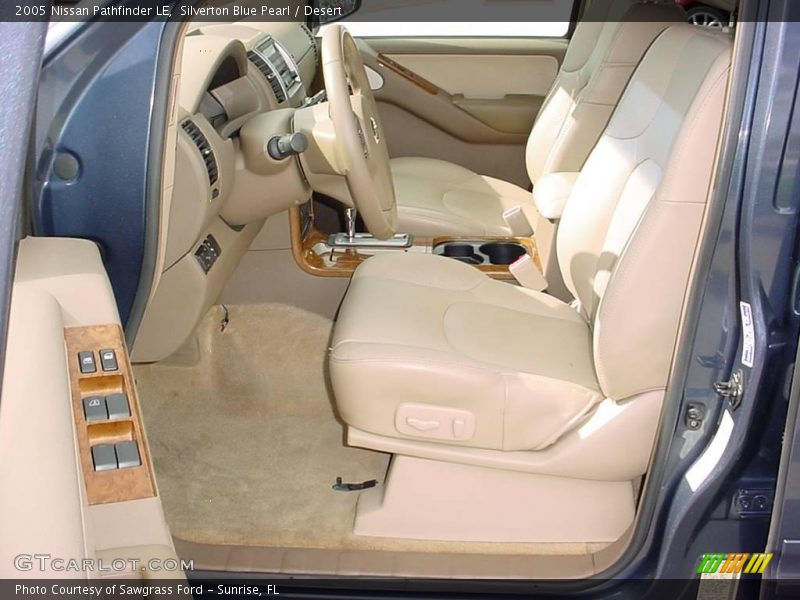 Silverton Blue Pearl / Desert 2005 Nissan Pathfinder LE