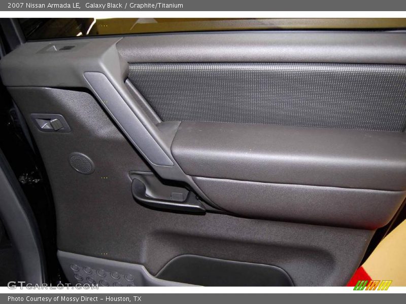 Galaxy Black / Graphite/Titanium 2007 Nissan Armada LE