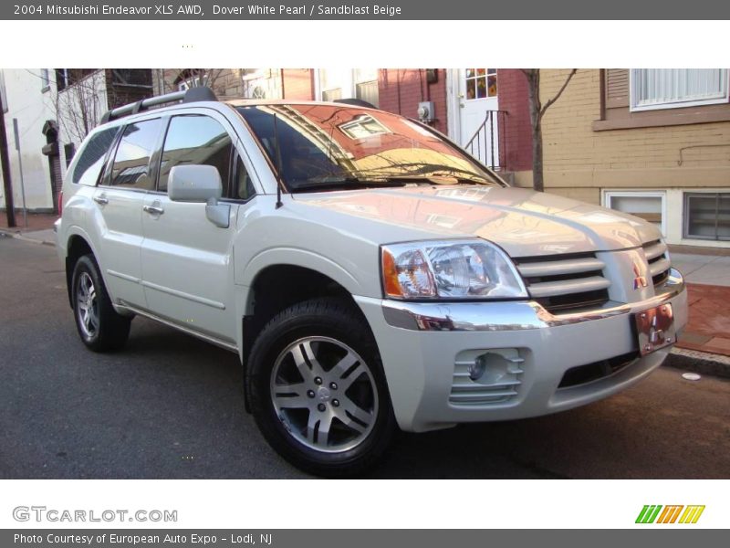 Dover White Pearl / Sandblast Beige 2004 Mitsubishi Endeavor XLS AWD