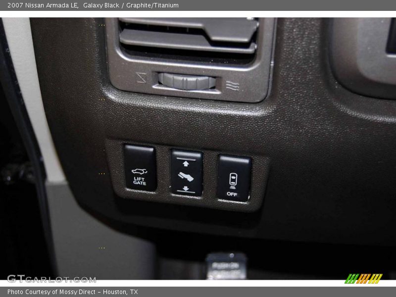 Galaxy Black / Graphite/Titanium 2007 Nissan Armada LE
