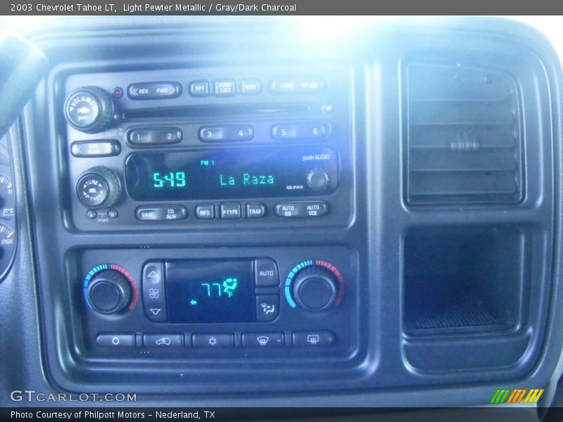 Light Pewter Metallic / Gray/Dark Charcoal 2003 Chevrolet Tahoe LT