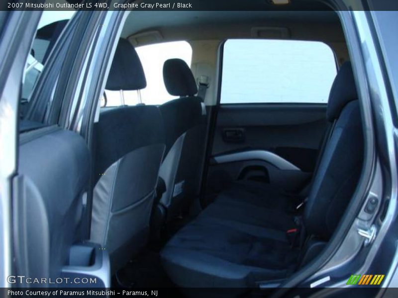 Graphite Gray Pearl / Black 2007 Mitsubishi Outlander LS 4WD