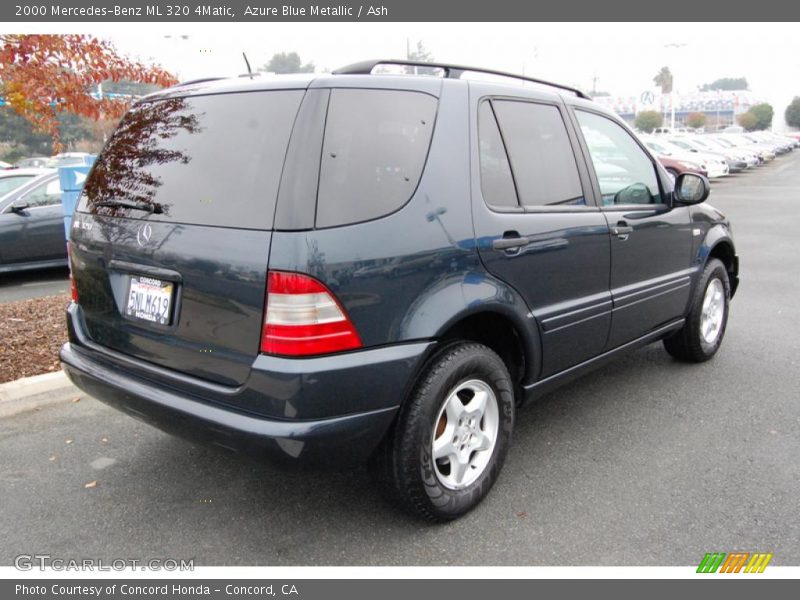 Azure Blue Metallic / Ash 2000 Mercedes-Benz ML 320 4Matic