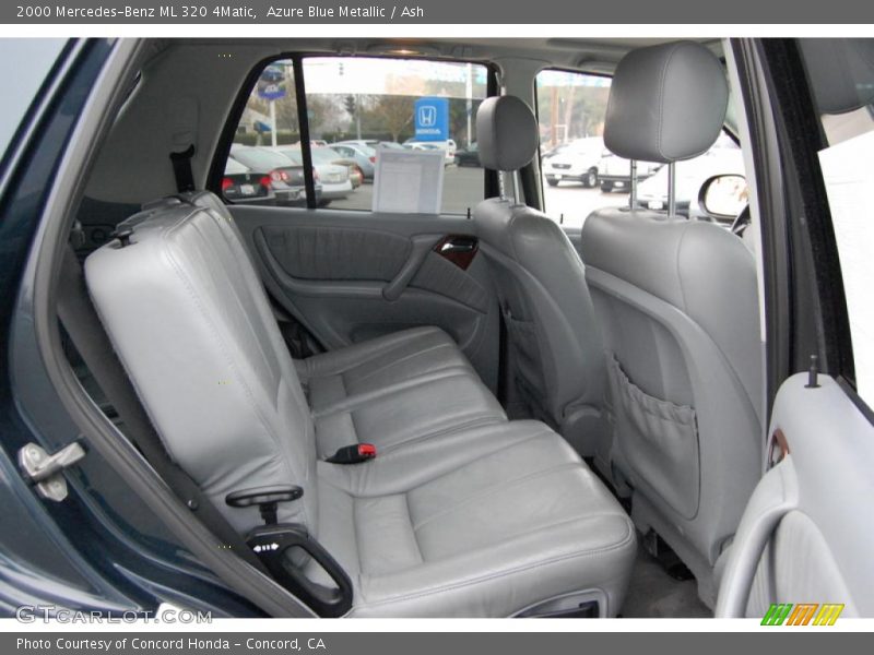 Azure Blue Metallic / Ash 2000 Mercedes-Benz ML 320 4Matic