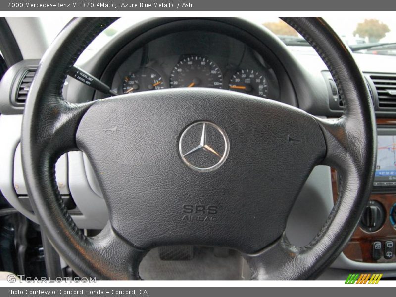 Azure Blue Metallic / Ash 2000 Mercedes-Benz ML 320 4Matic