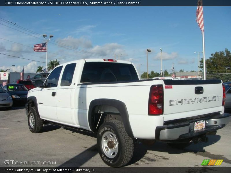 Summit White / Dark Charcoal 2005 Chevrolet Silverado 2500HD Extended Cab