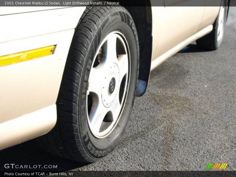 Light Driftwood Metallic / Neutral 2001 Chevrolet Malibu LS Sedan