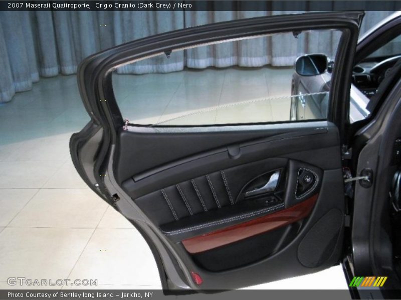 Grigio Granito (Dark Grey) / Nero 2007 Maserati Quattroporte