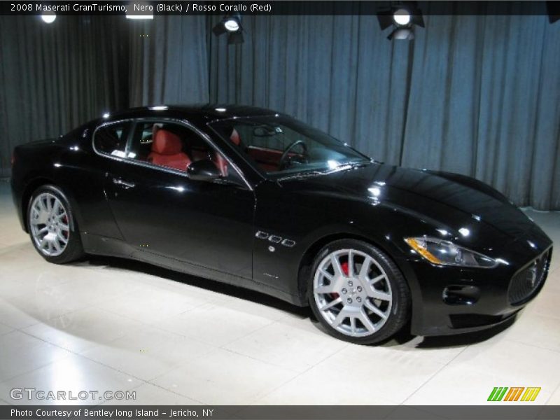 Nero (Black) / Rosso Corallo (Red) 2008 Maserati GranTurismo