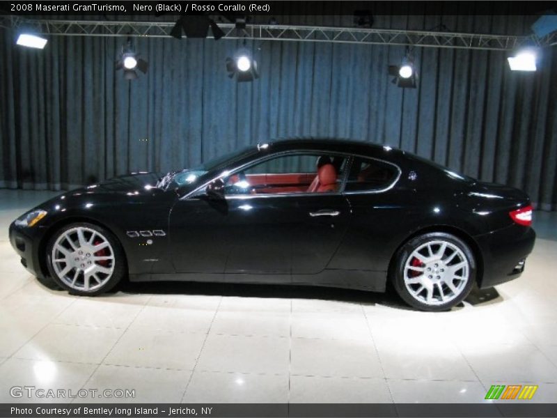 Nero (Black) / Rosso Corallo (Red) 2008 Maserati GranTurismo