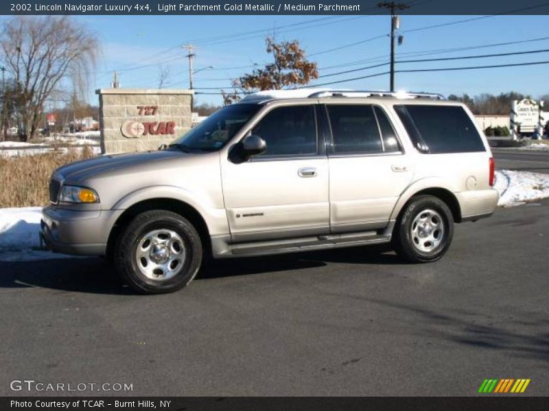 Light Parchment Gold Metallic / Medium Parchment 2002 Lincoln Navigator Luxury 4x4