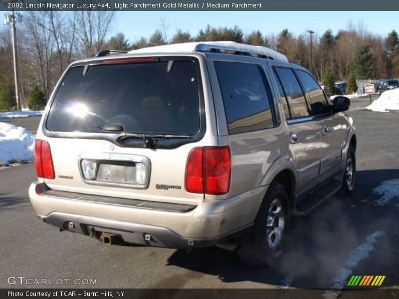 Light Parchment Gold Metallic / Medium Parchment 2002 Lincoln Navigator Luxury 4x4
