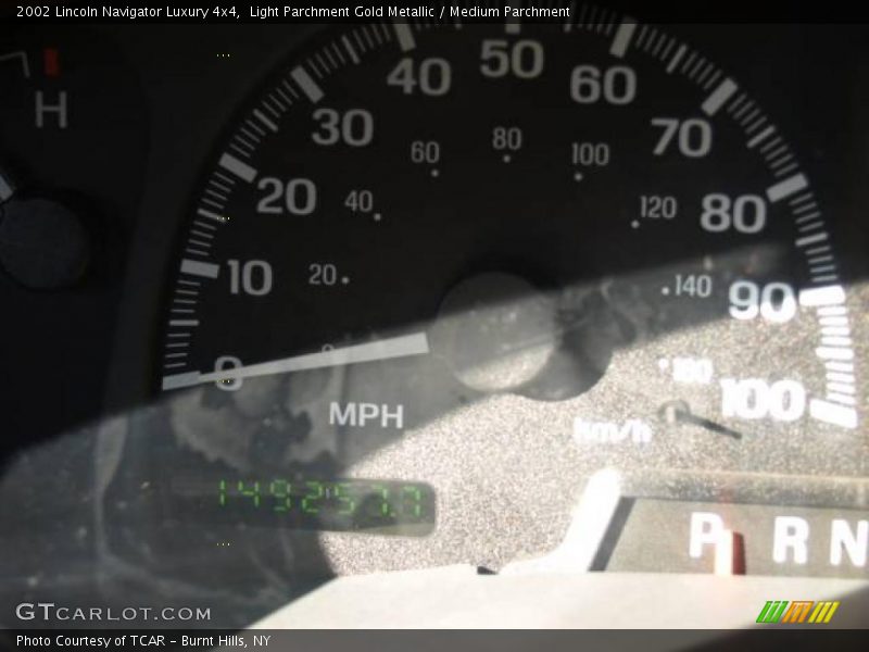 Light Parchment Gold Metallic / Medium Parchment 2002 Lincoln Navigator Luxury 4x4