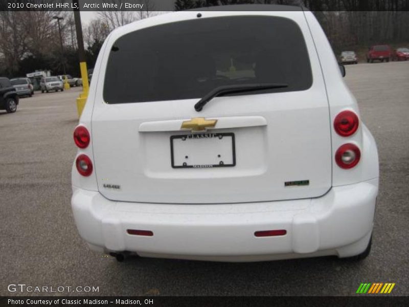 Arctic White / Ebony 2010 Chevrolet HHR LS