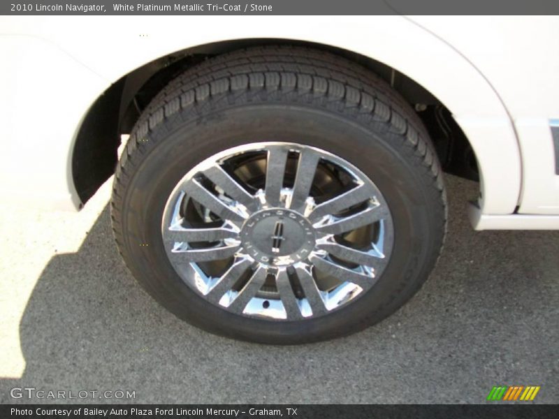 White Platinum Metallic Tri-Coat / Stone 2010 Lincoln Navigator