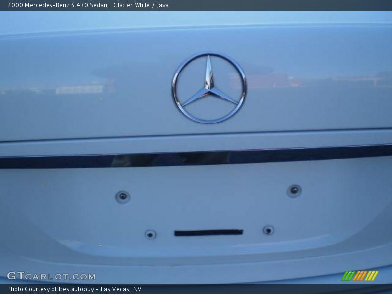 Glacier White / Java 2000 Mercedes-Benz S 430 Sedan