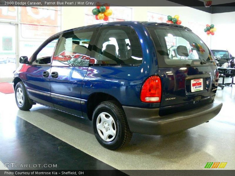 Patriot Blue Pearl / Mist Grey 2000 Dodge Caravan