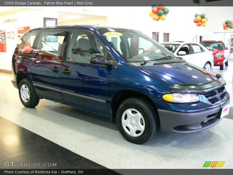 Patriot Blue Pearl / Mist Grey 2000 Dodge Caravan