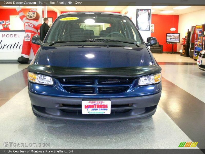 Patriot Blue Pearl / Mist Grey 2000 Dodge Caravan