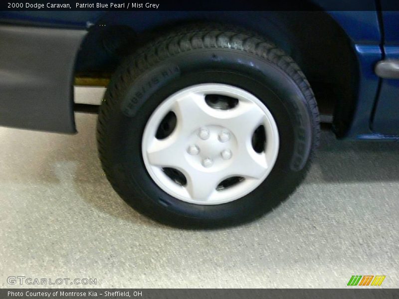Patriot Blue Pearl / Mist Grey 2000 Dodge Caravan