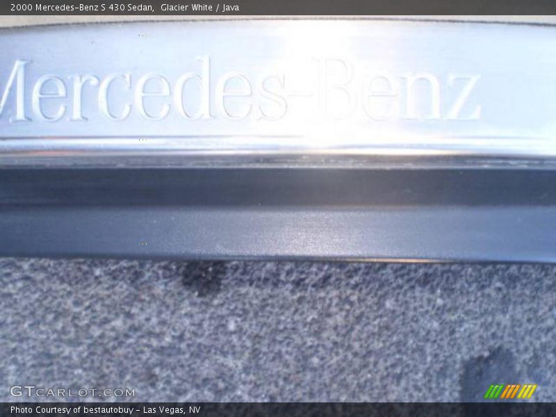 Glacier White / Java 2000 Mercedes-Benz S 430 Sedan
