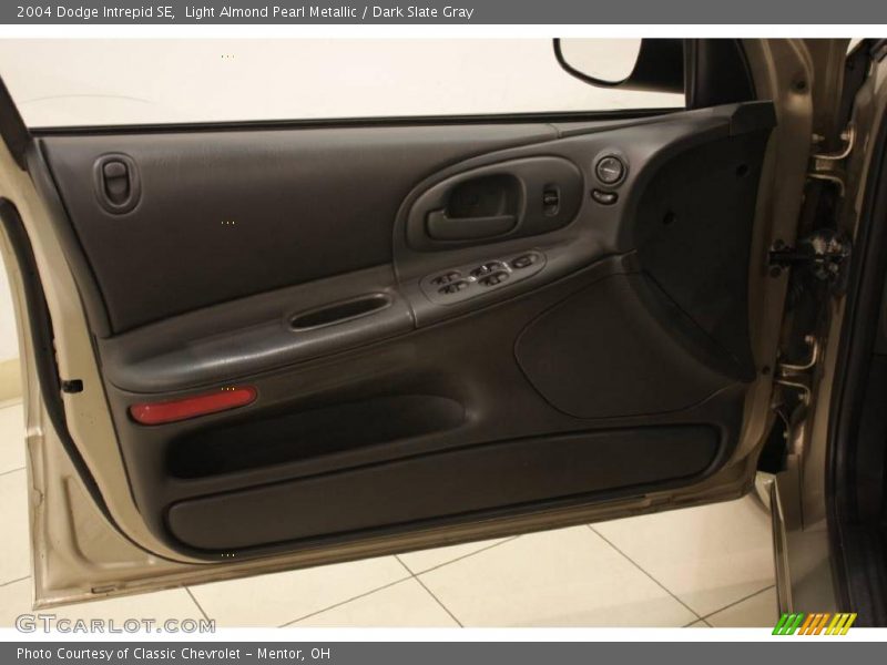 Light Almond Pearl Metallic / Dark Slate Gray 2004 Dodge Intrepid SE
