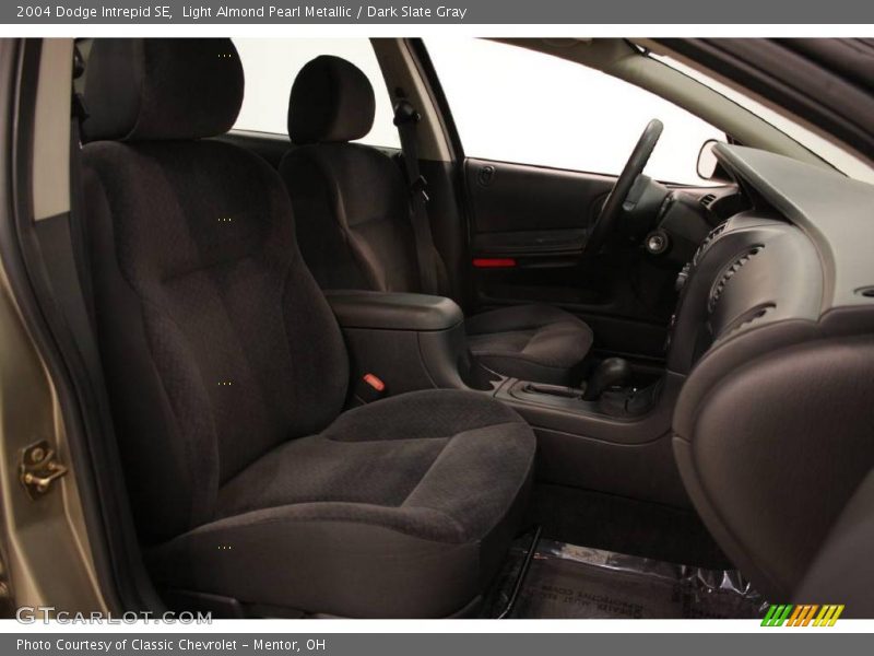 Light Almond Pearl Metallic / Dark Slate Gray 2004 Dodge Intrepid SE