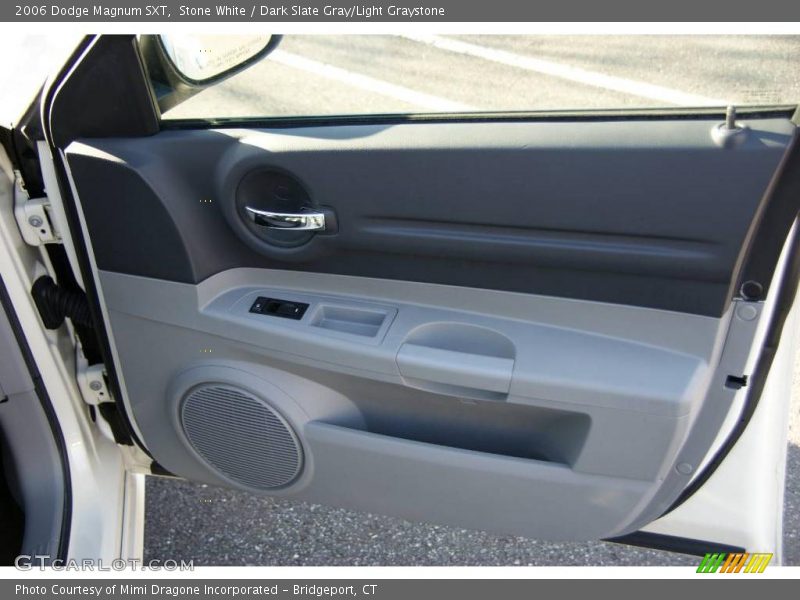 Stone White / Dark Slate Gray/Light Graystone 2006 Dodge Magnum SXT