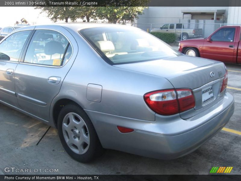 Titanium Metallic / Graphite 2001 Infiniti I 30 Sedan