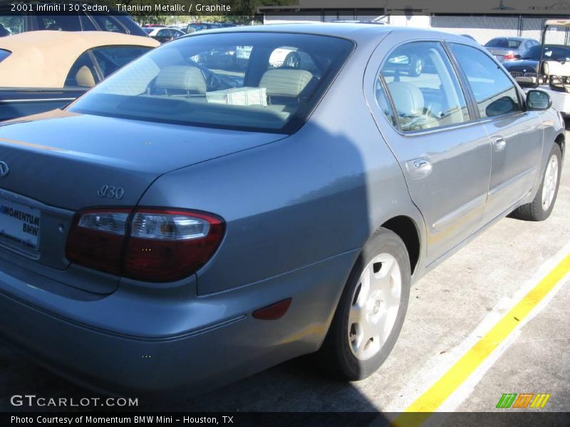 Titanium Metallic / Graphite 2001 Infiniti I 30 Sedan
