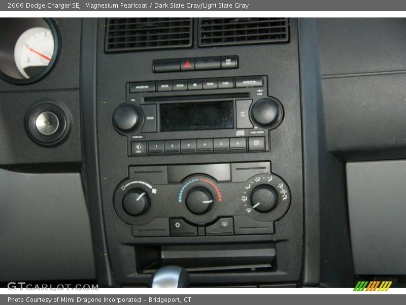 Magnesium Pearlcoat / Dark Slate Gray/Light Slate Gray 2006 Dodge Charger SE