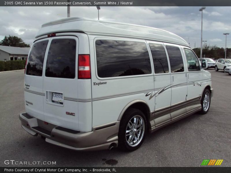 Summit White / Neutral 2005 GMC Savana Van 1500 Passenger Conversion