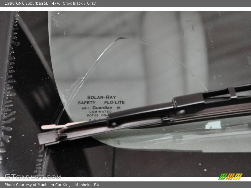 Onyx Black / Gray 1996 GMC Suburban SLT 4x4