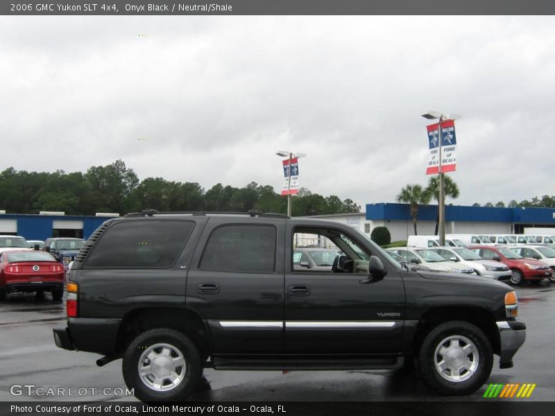 Onyx Black / Neutral/Shale 2006 GMC Yukon SLT 4x4