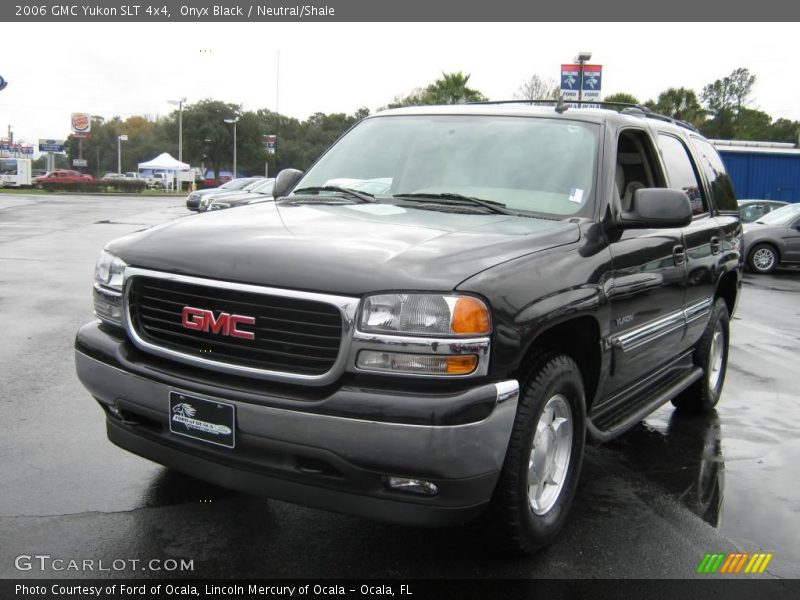 Onyx Black / Neutral/Shale 2006 GMC Yukon SLT 4x4
