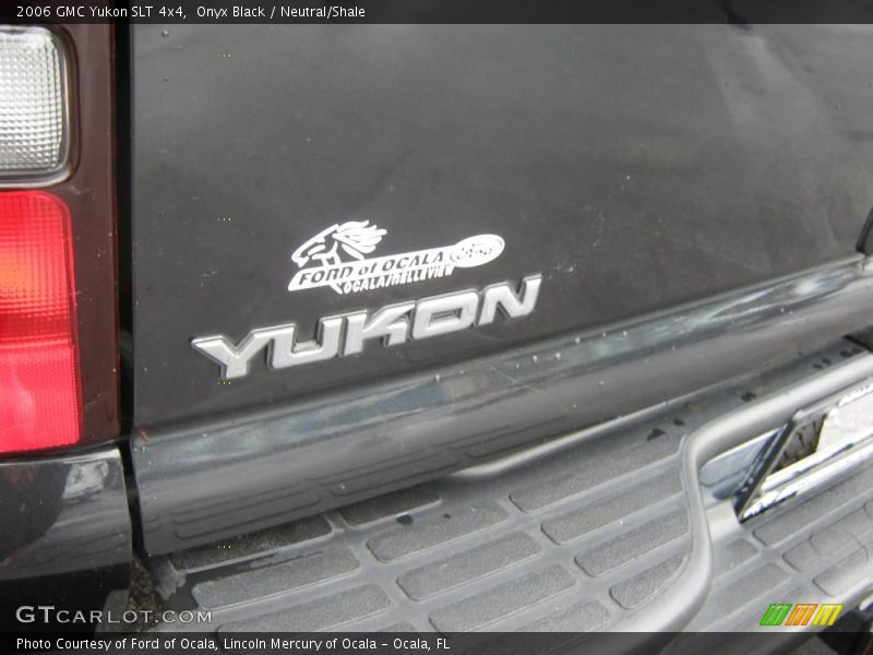 Onyx Black / Neutral/Shale 2006 GMC Yukon SLT 4x4