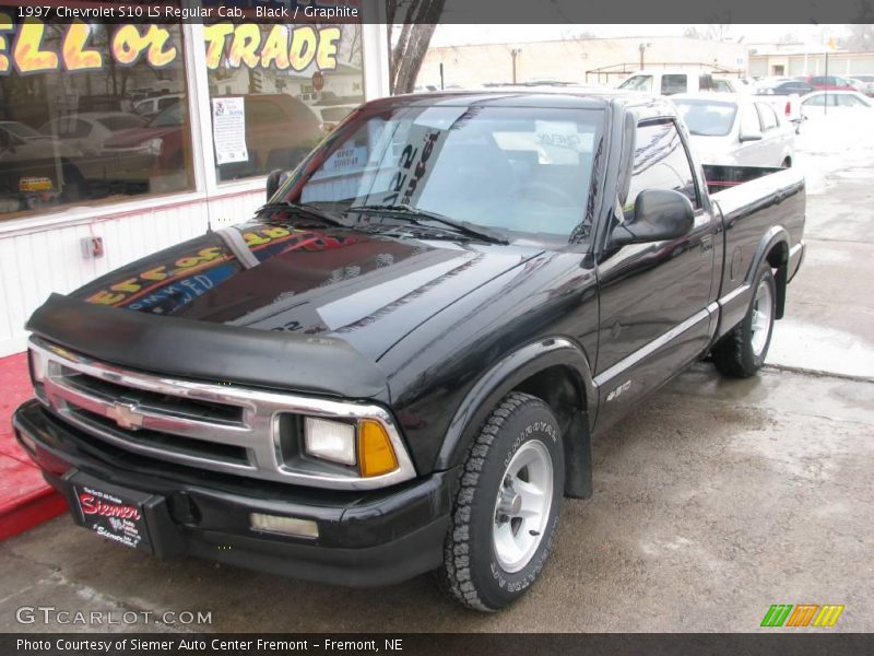 Black / Graphite 1997 Chevrolet S10 LS Regular Cab