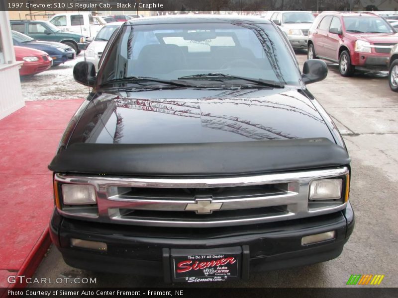Black / Graphite 1997 Chevrolet S10 LS Regular Cab