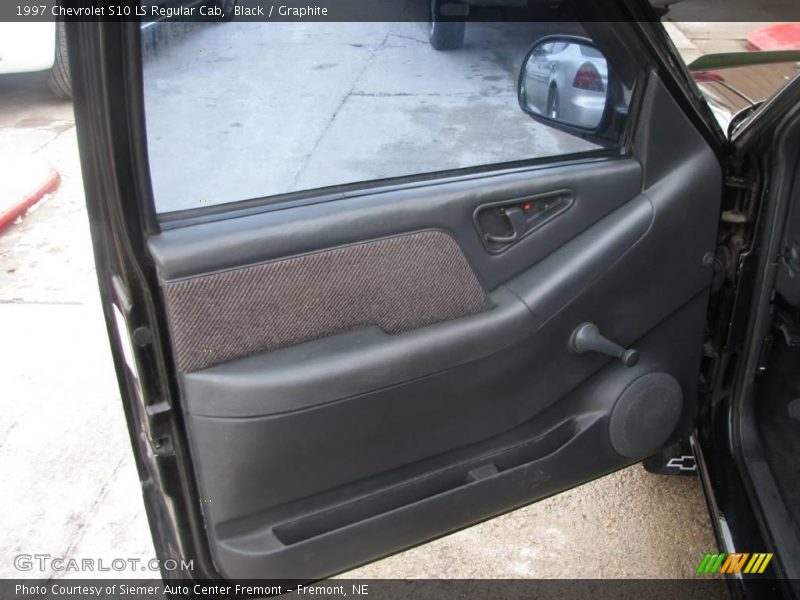 Black / Graphite 1997 Chevrolet S10 LS Regular Cab
