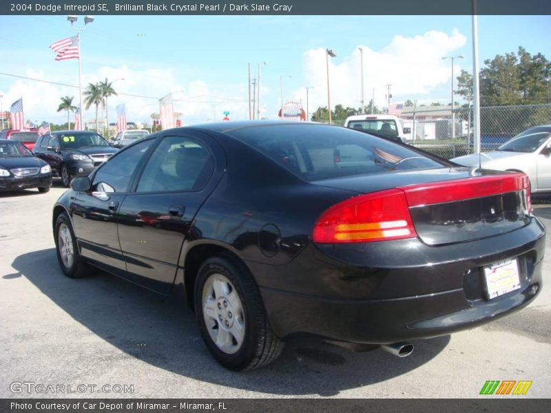 Brilliant Black Crystal Pearl / Dark Slate Gray 2004 Dodge Intrepid SE