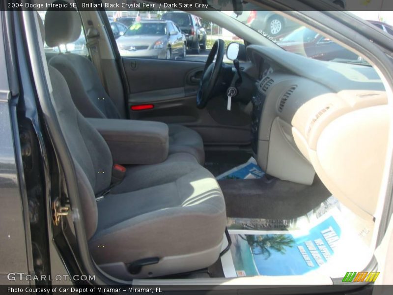 Brilliant Black Crystal Pearl / Dark Slate Gray 2004 Dodge Intrepid SE