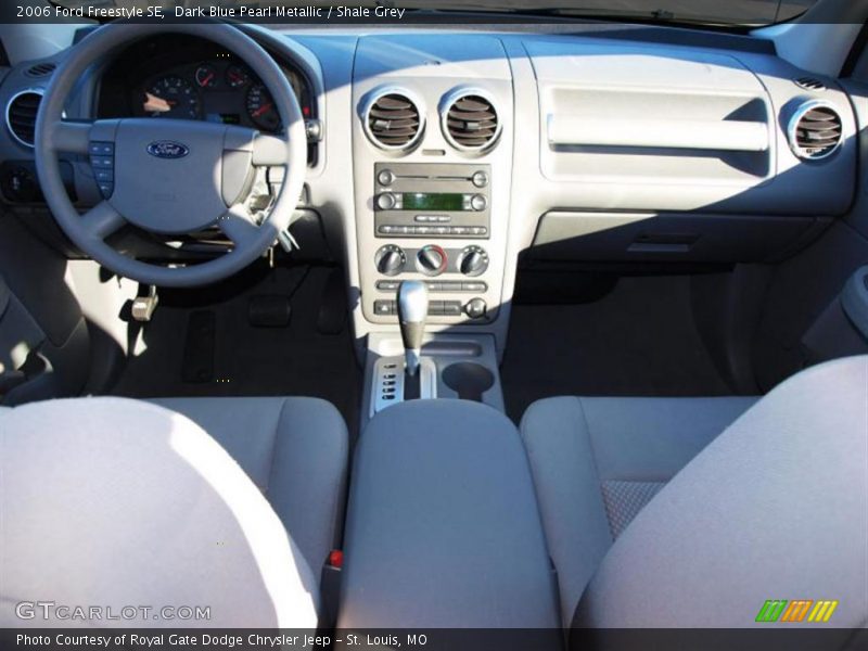 Dark Blue Pearl Metallic / Shale Grey 2006 Ford Freestyle SE